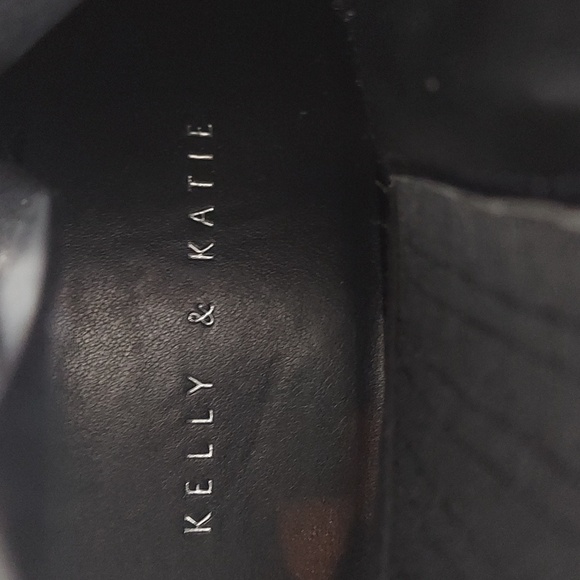 * Kelly & Katie Yona Chelsea Black Ankle Booties with Heels, Size 8.5Wide, NEW - Picture 4 of 9